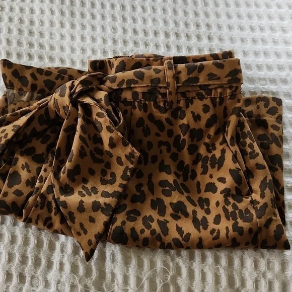 Animal print shorts with belt pockets small lounge casual cute Lagenlook beachy - Picture 8 of 8